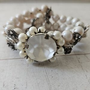 Lovely White Vintage Beaded Wrap Bracelet Signed Miriam Haskell